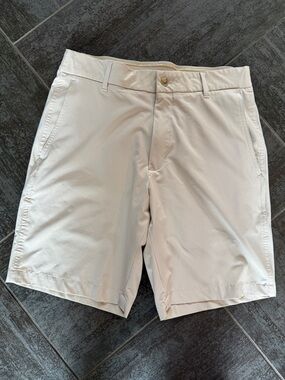 Walter Hagen men’s golf shorts